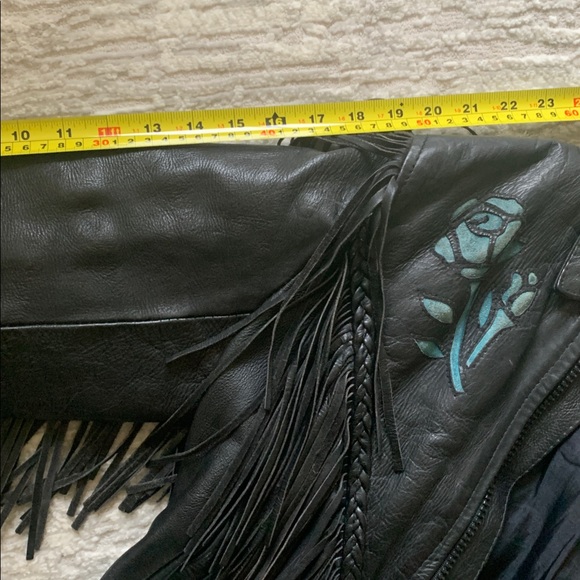 🖤⚡️Vintage Black Leather Fringe Jacket with Suede Roses ⚡️🖤 - Picture 11 of 11
